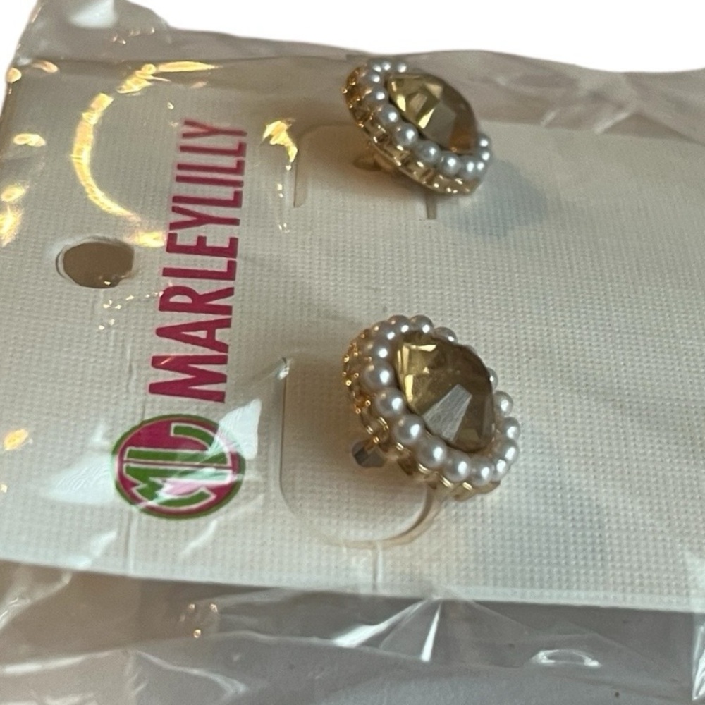 NWT Marley Lilly Earrings Gold Yellow Gem Stone and Pearls - Picture 5 of 7